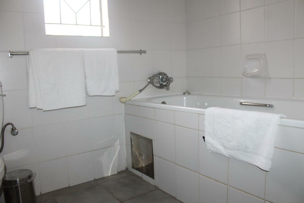 Strand Meadows B&B Gaborone Exterior foto